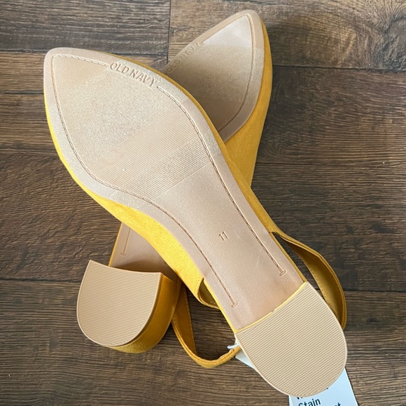 🆕 Old Navy Block Heel Pointy Toe Slingback - Picture 4 of 6